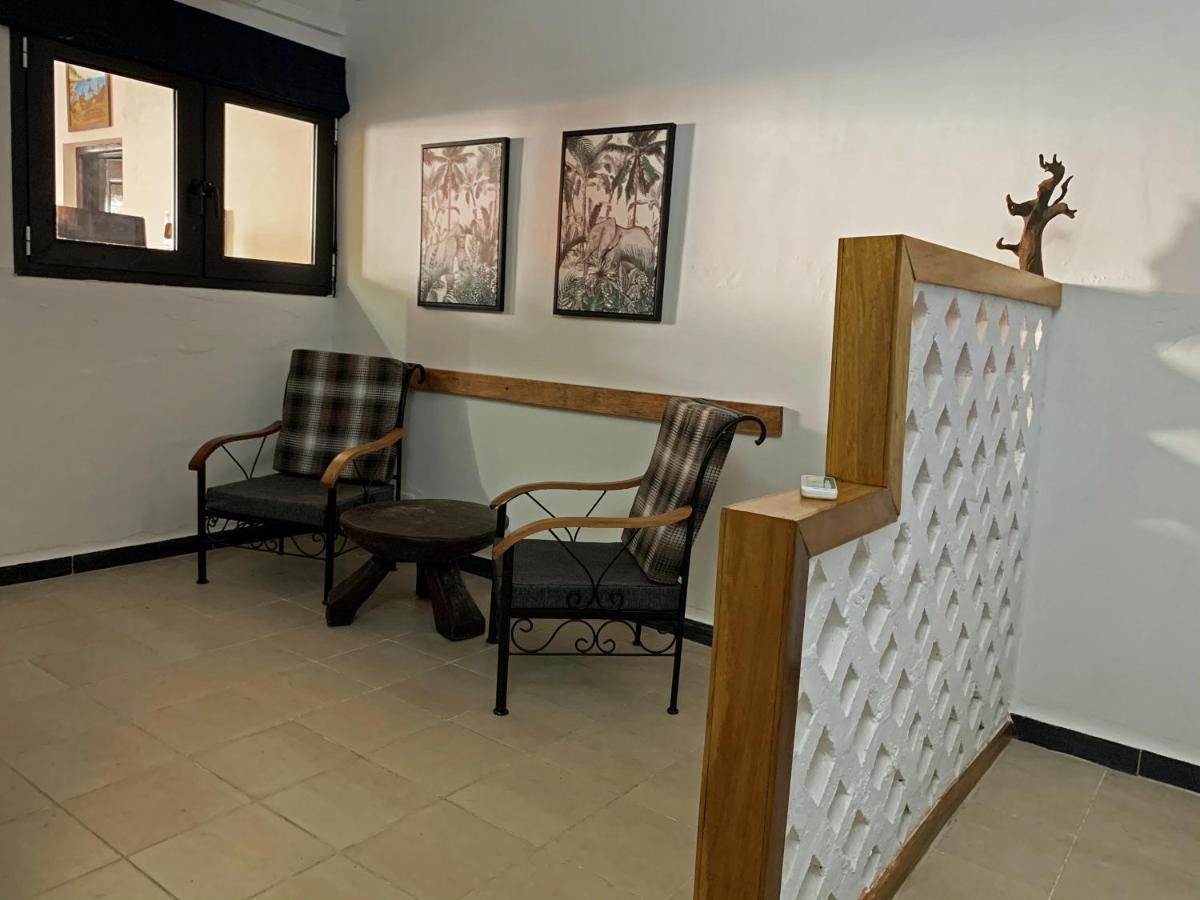 Hotel Blawa Abidjan Ngoại thất bức ảnh