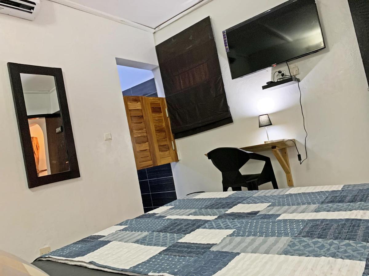 Hotel Blawa Abidjan Ngoại thất bức ảnh